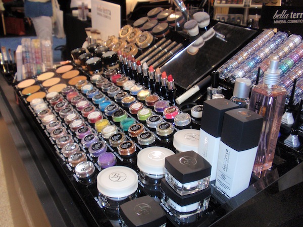 Bella Terra Cosmetics Display