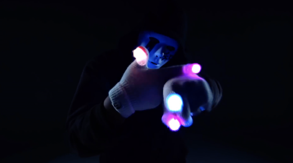 EmazingLights EmazingGroup Into the AM Rave light glove shows