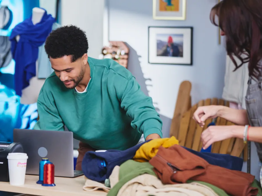 shipping management software