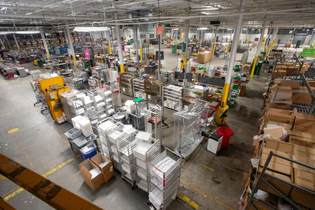 spoke custom warehouse