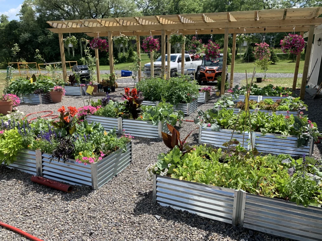 metal garden beds seasonal ecommerce shipping